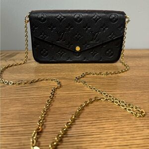 Louis Vuitton Pochette